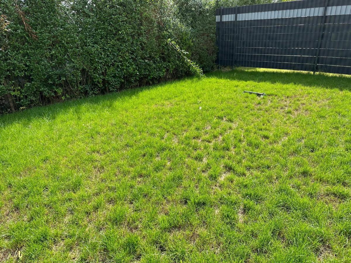 Traumhafte Haushaelfte Mit Kamin, Garten & Whirlpool Apartment Berlin Exterior foto